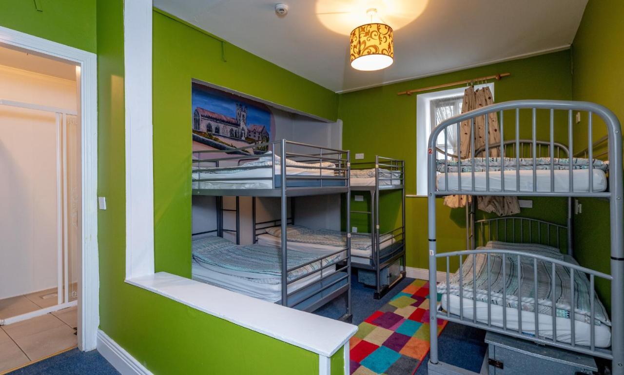 Macgabhainns Backpackers Hostel 킬케니 외부 사진