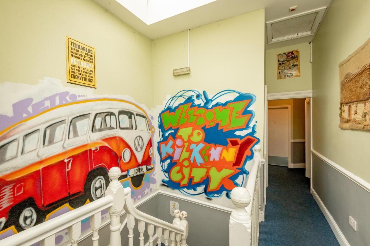 Macgabhainns Backpackers Hostel 킬케니 외부 사진